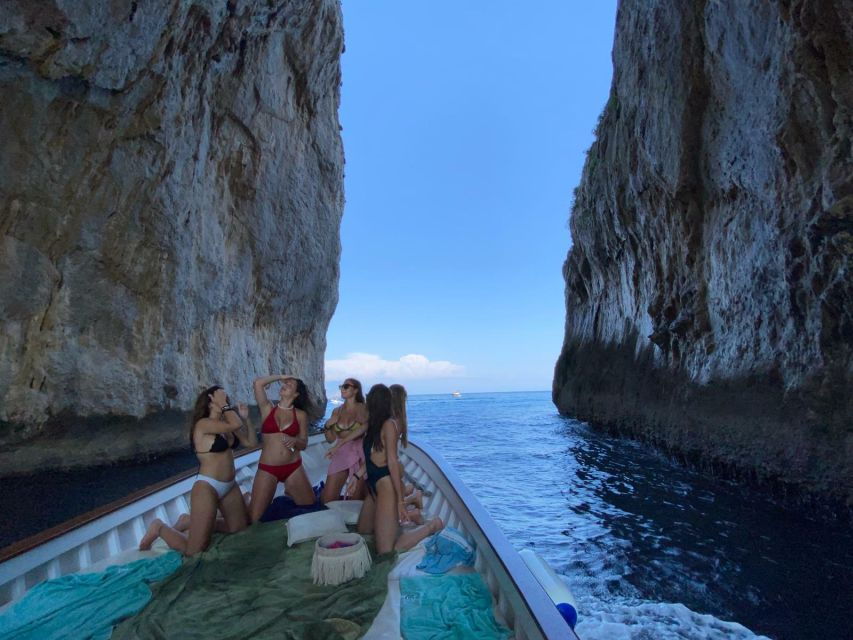 Capri: Island and Grottos Boat Cruise With Snacks and Drinks - Good To Know