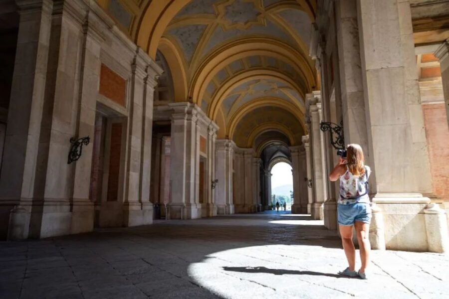 Caserta: Royal Palace Tour With a Local Guide