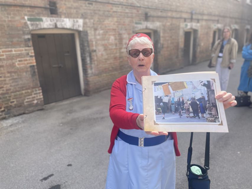 Chatham Historic Dockyard: Call the Midwife Tour