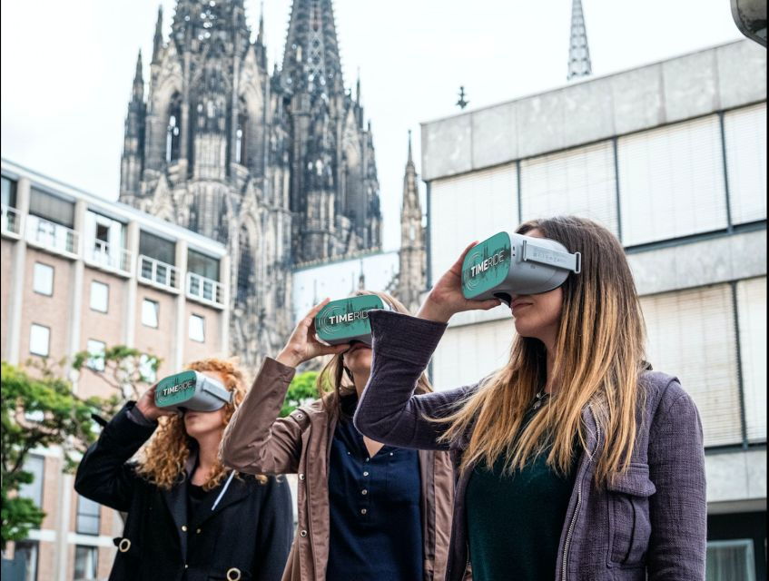 Cologne: Old Town Virtual Reality Walking Tour - Good To Know