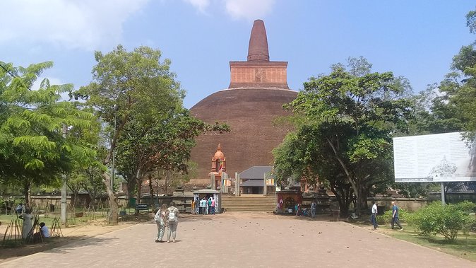 Day Tour Sigiriya to Anuradhapura - Good To Know