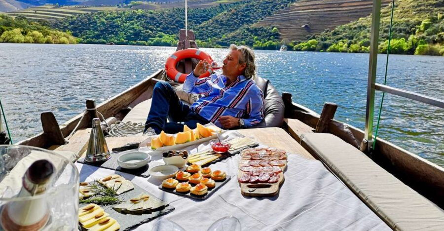 DouroValley: PrivateCruise, 2FamilyWineries, HomeCookedLunch - Good To Know