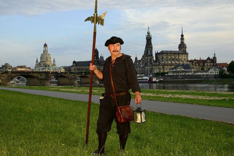 Dresden: Tour of the Baroque Quarter With a Night Watchman