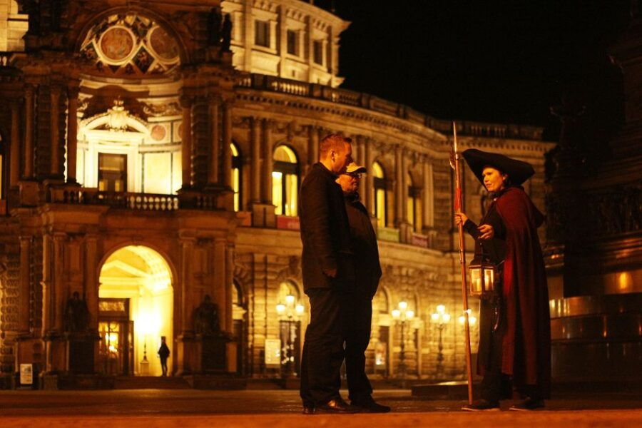 Dresden: Walking Tour With a Night Watchman and Meal - Good To Know