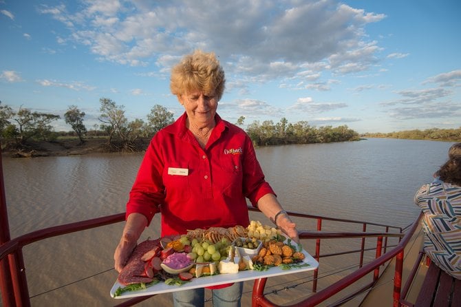 Drover'S Sunset Cruise Includes Smithy'S Outback Dinner and Show