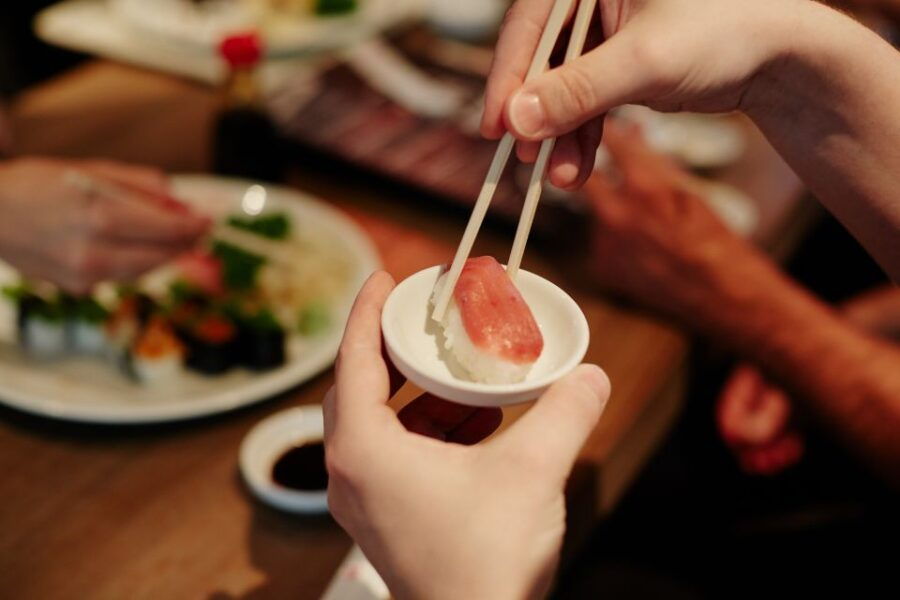 Düsseldorf: Sushi, Sake & Japanese Lifestyle Tour - Good To Know