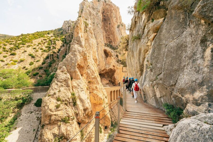 El Chorro: Caminito Del Rey Guided Tour With Shuttle Bus