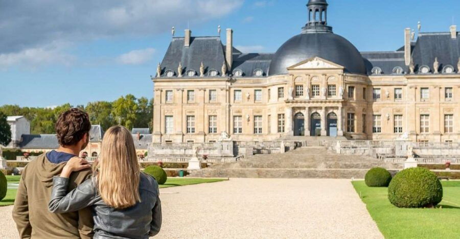 Fontainebleau & Vaux-Le-Vicomte Châteaux Day Tour From Paris - Good To Know