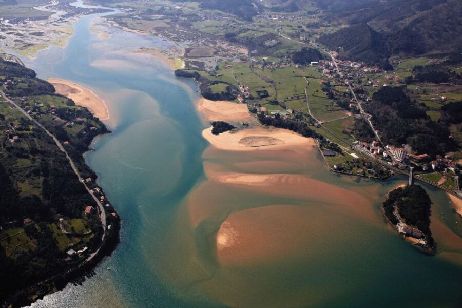 From Bilbao: Gaztelugatxe, Bermeo and Gernika Tour - Tour Highlights