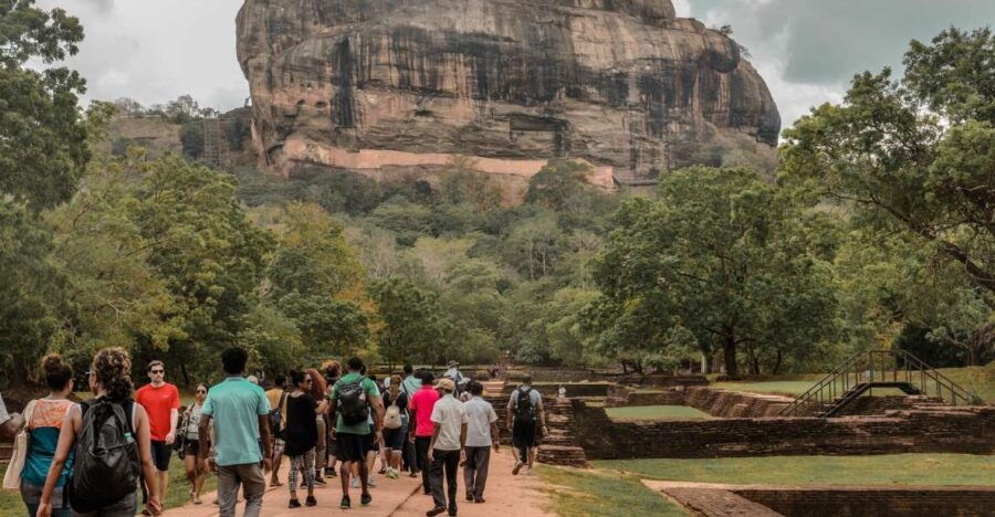 From Colombo: Sigiriya and Dambulla Full-Day Private Tour - Good To Know