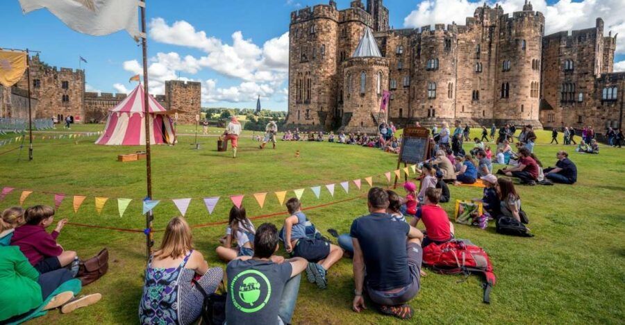 From Edinburgh: Day Trip to Bamburgh and Alnwick Castle - Good To Know