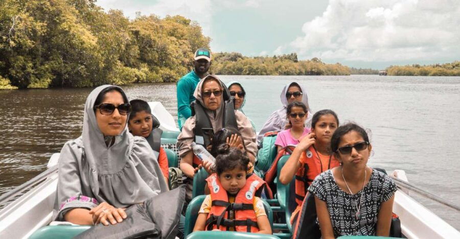 From Galle: Private Day Trip to Turtle Hatchery & Madu Ganga - Good To Know