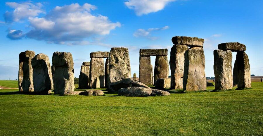 From London: Stonehenge, Avebury & Cotswolds Day Trip - Good To Know