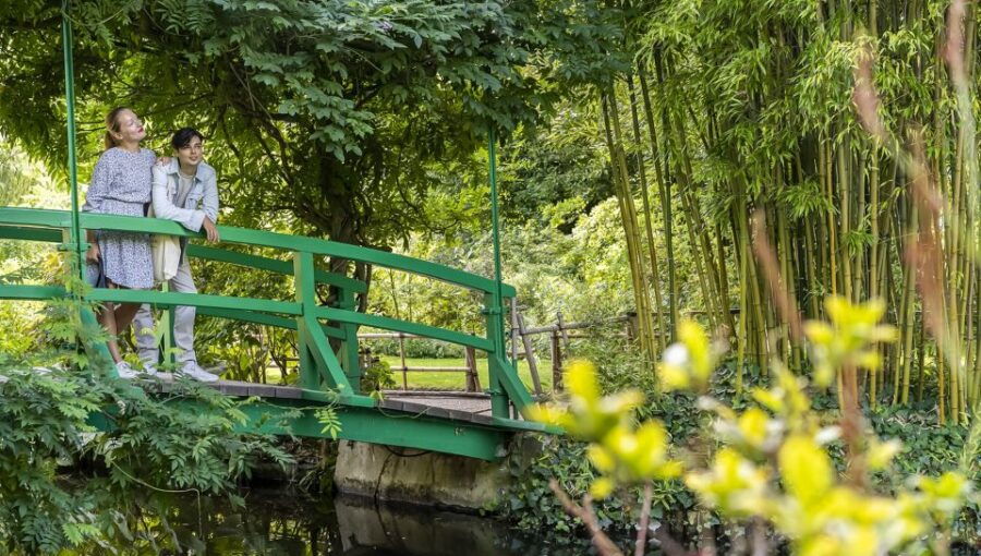 From Paris: Giverny Day Trip With Audio Guide or Live Guide - Good To Know
