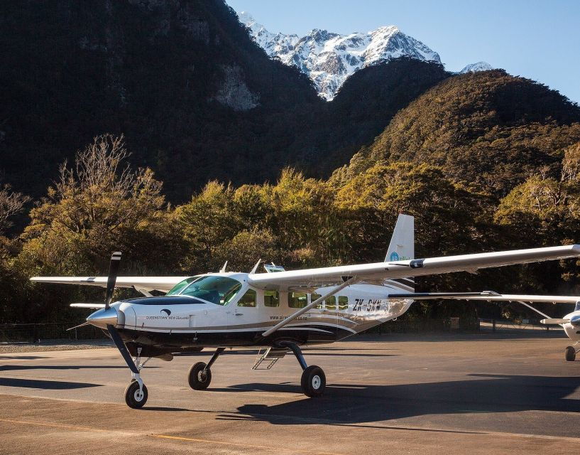 From Queenstown: Milford Sound Flight and Boat Cruise