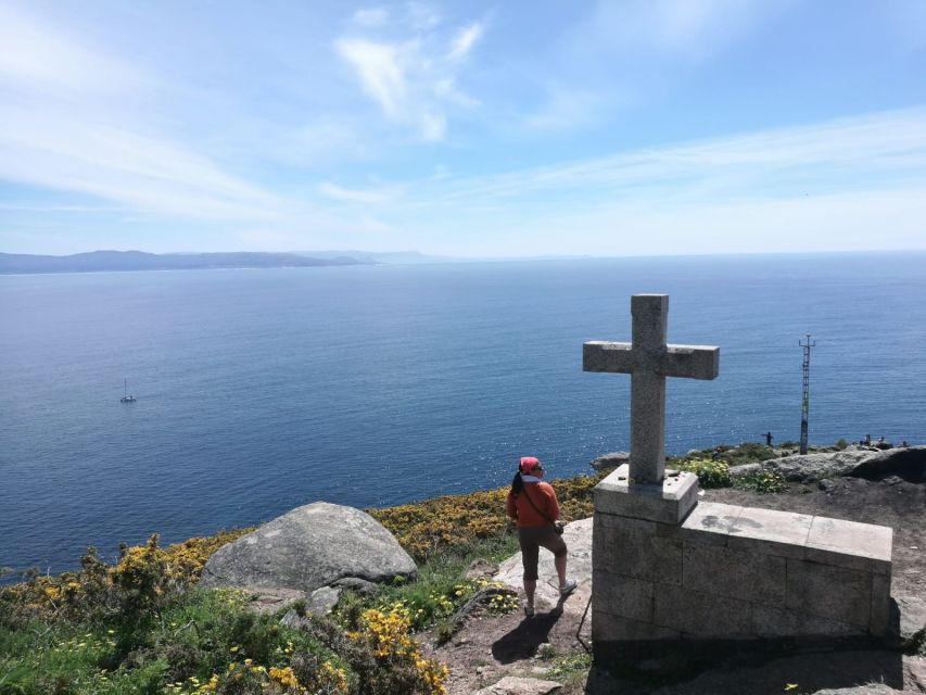 From Santiago: Finisterre, Muxia & Costa Da Morte Excursion