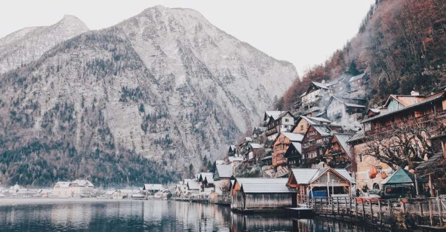 From Vienna: Hallstatt and Salzburg Christmas Markets Tour - Good To Know