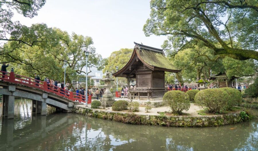 Fukuoka: 8-Hour Private Walking Tour With Local Guide - Good To Know