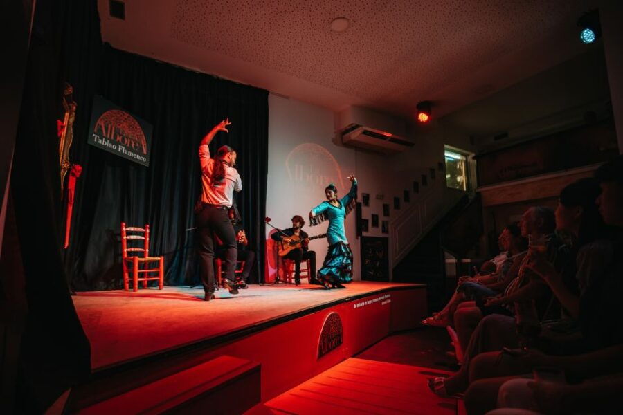 Granada: Flamenco Show in La Alboreá - Good To Know