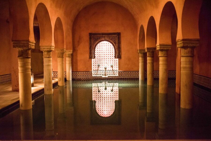 Granada: Hammam Al Ándalus With Massage - Good To Know