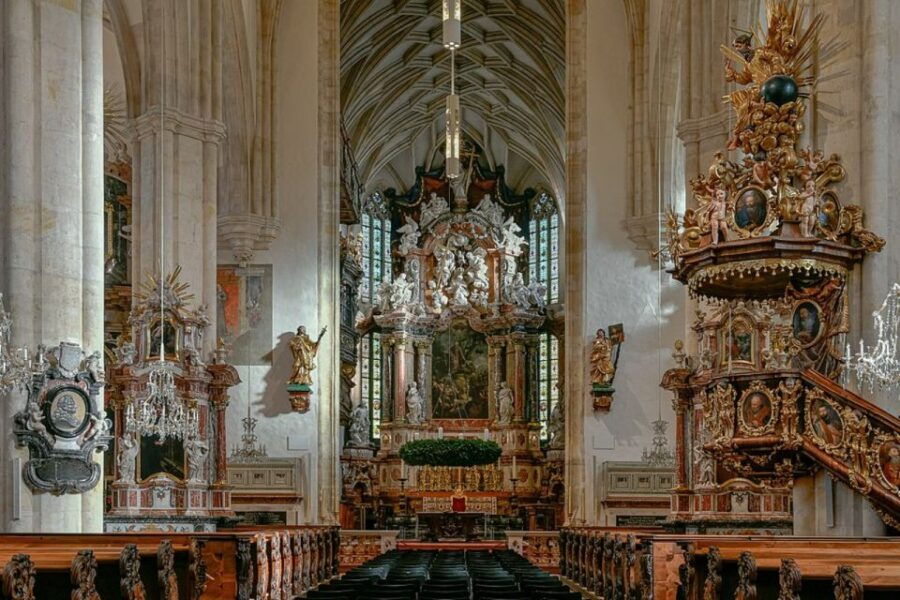 Graz: Top Churches Private Walking Tour With Guide