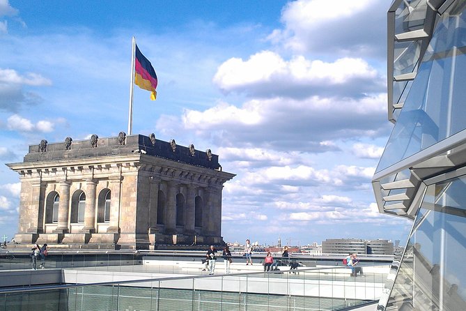 Guided Tour of the Government District to the Reichstag - Quick Takeaways