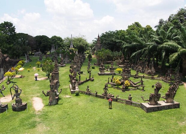 Guided Vientiane City and Buddha Park Full-Day Tour
