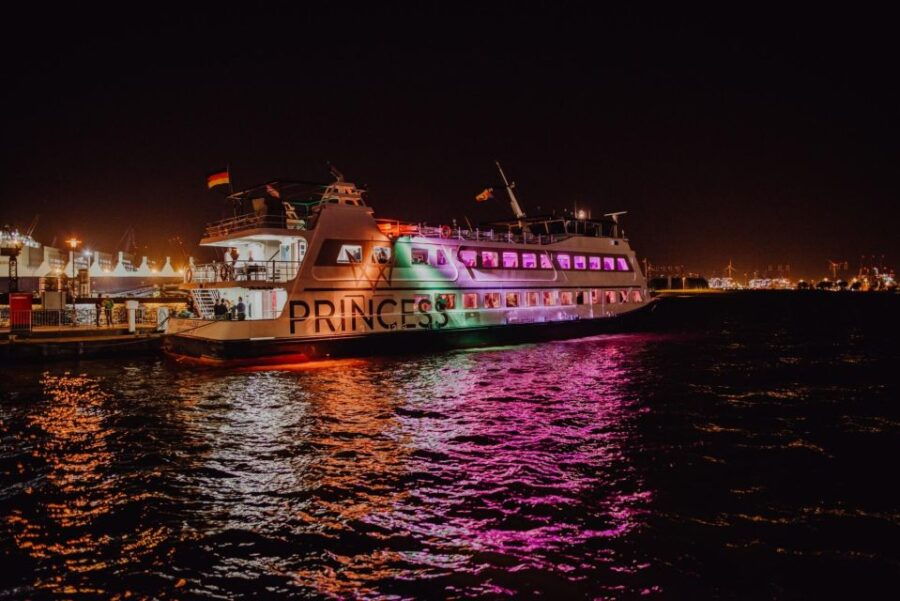 Hamburg: 1.5-Hour Evening Lights Harbour Cruise on a Ship - Good To Know