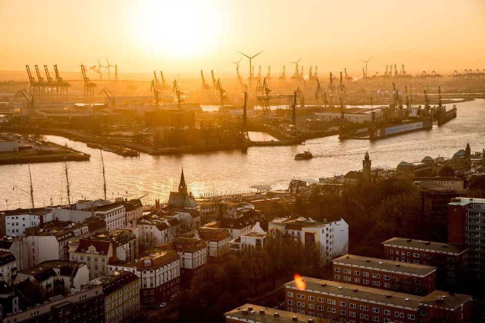 Hamburg: Speicherstadt and HafenCity 2-Hour Tour - Good To Know
