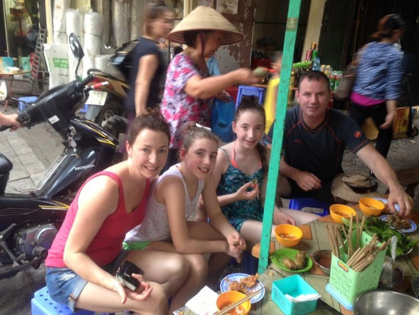 Hanoi Food on Foot: Walking Tour of Hanoi Old Quarter