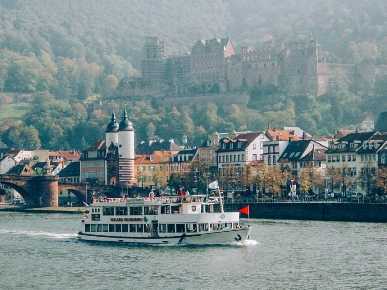 Heidelberg: Sightseeing Boat Tour With Mulled Wine