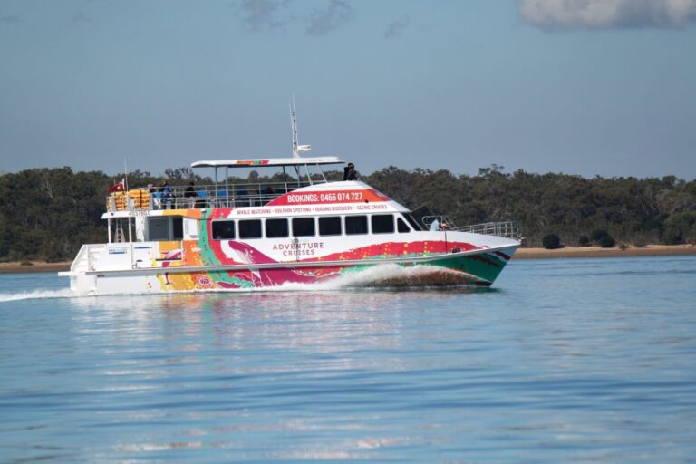 Hervey Bay: Scenic Fraser Island Fun Cruise