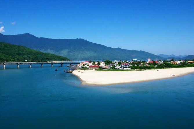 Hue to Hoi an or Hoi an to Hue Transfer With Sightseeing on the Way - Good To Know