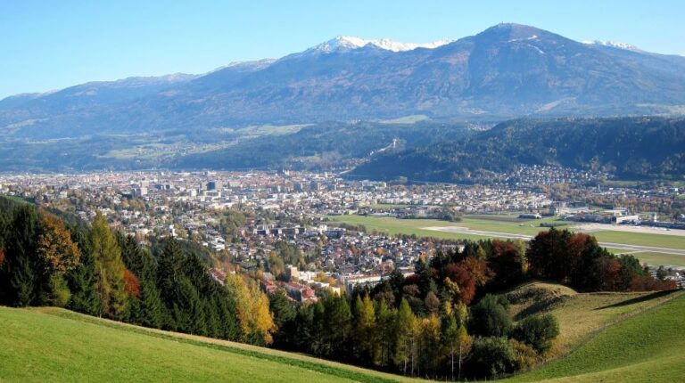 Innsbruck: Private Tour With a Local Guide