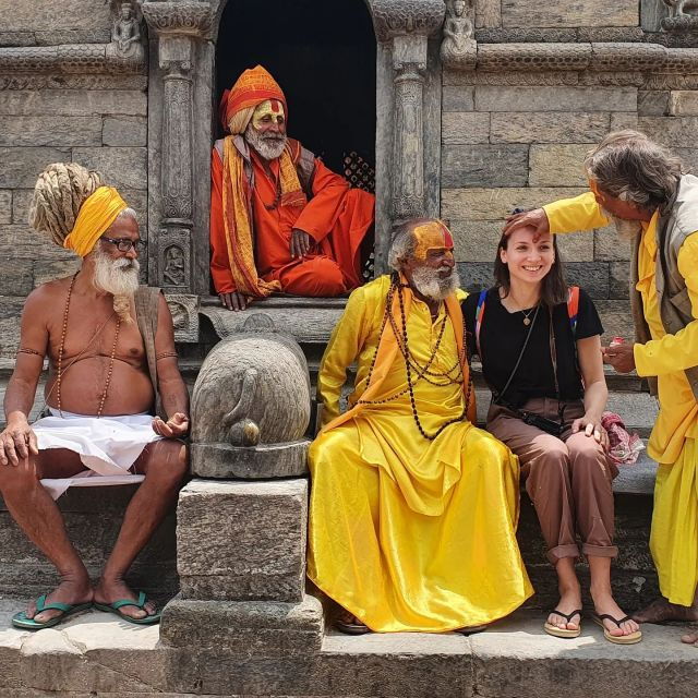 Kathmandu : Hinduism and Buddhism in Practice - Good To Know