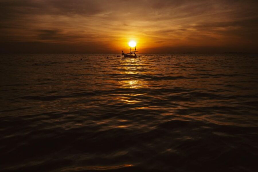 Koh Lipe: Private Snorkeling and Sunset Long Tail Boat Tour