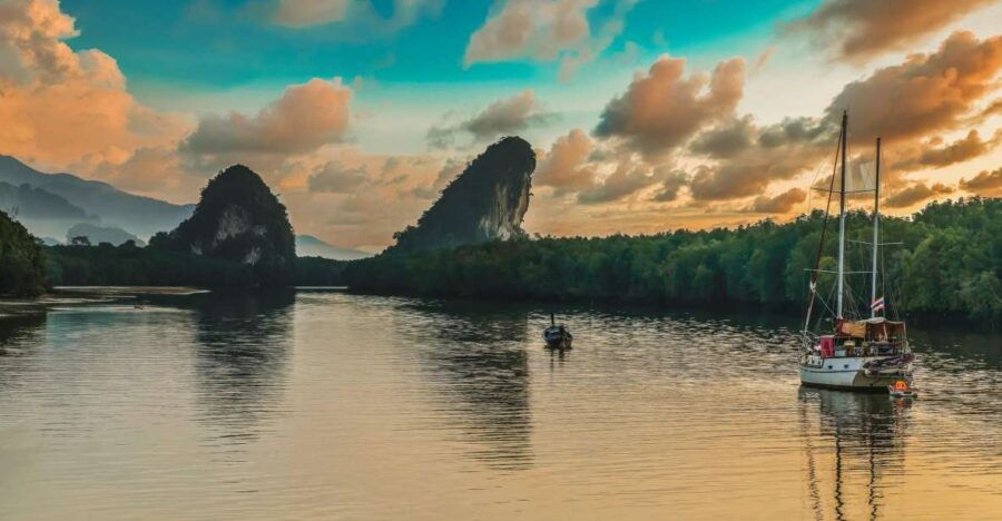 Krabi: Private Sunset Boat Trip and Night Market Tour - Good To Know