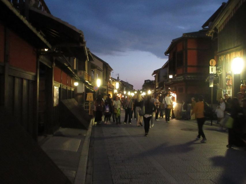 Kyoto: Golden Pagoda, Bamboo, Kiyomizu, Geisha (Italian) - Good To Know