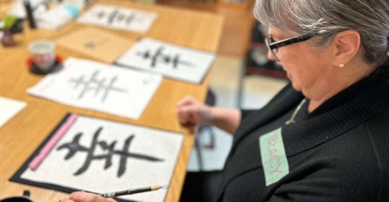 Kyoto: Local Home Visit Japanese Calligraphy Class