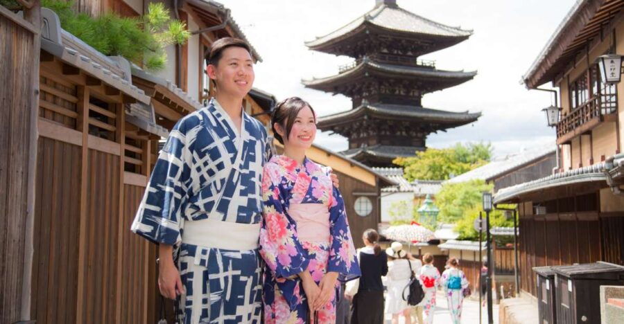 Kyoto: Private Photoshoot With a Vacation Photographer - Good To Know