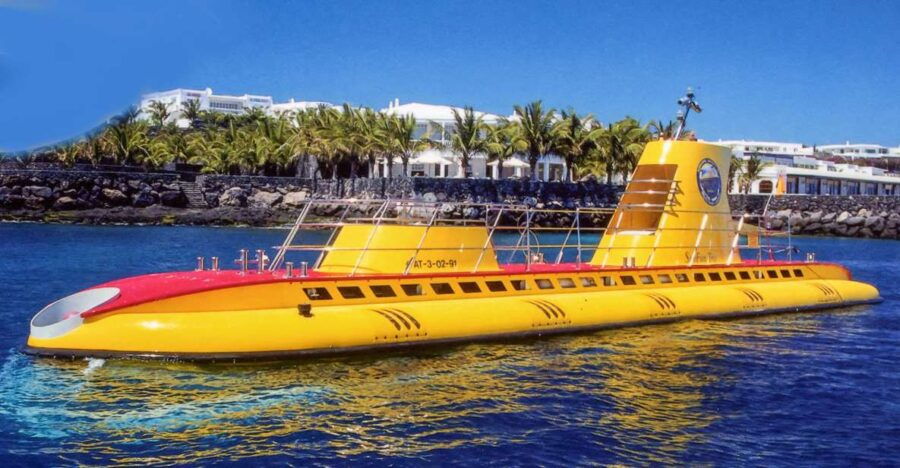 Lanzarote: Real Submarine Dive With Hotel Pickup - Good To Know