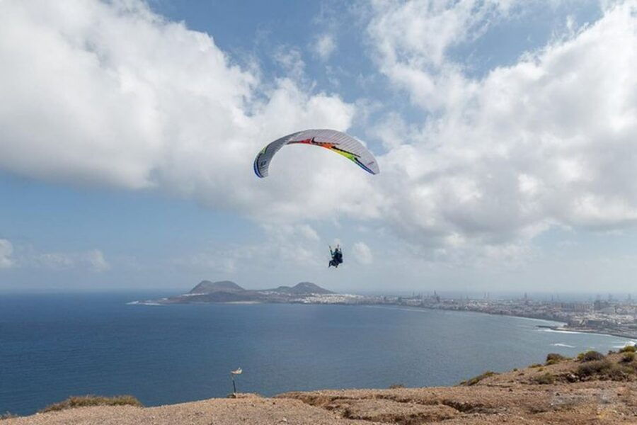 Las Palmas: Paragliding Tandem Flight With Instructor - Good To Know