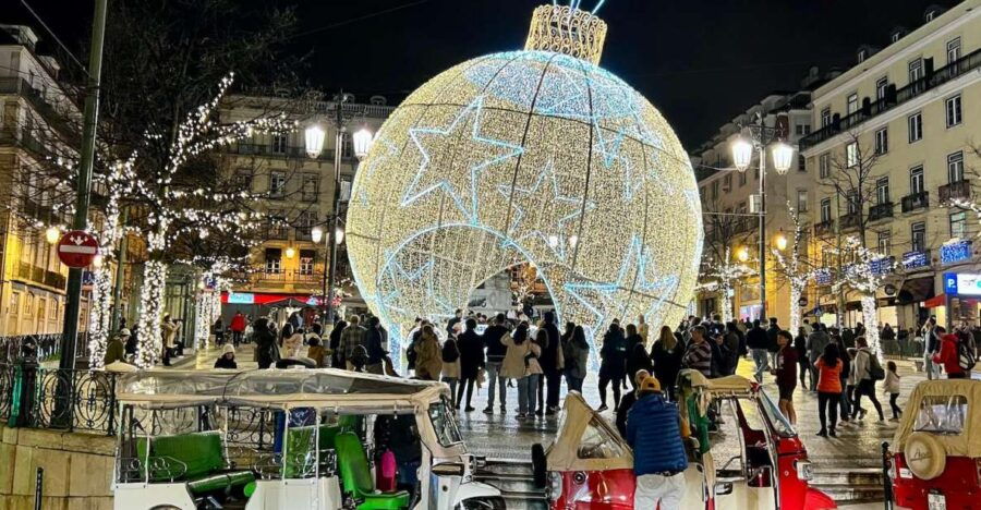 Lisbon: Christmas Lights Tour by Tuk Tuk - Good To Know