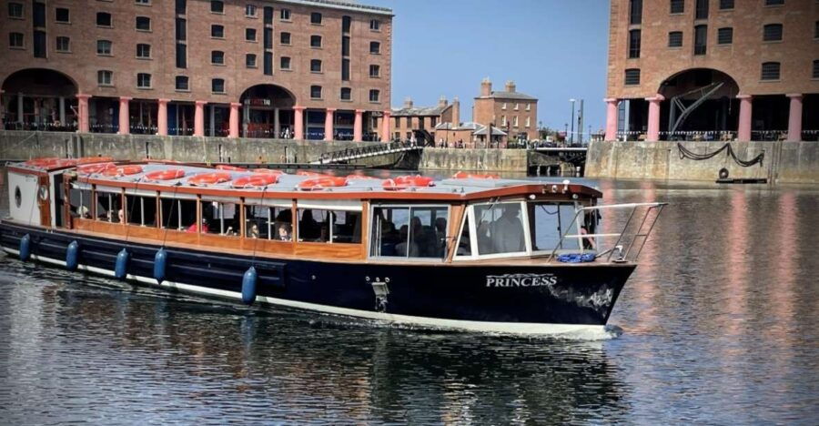 Liverpool: Albert Docks Sightseeing Cruise With Commentary - Good To Know