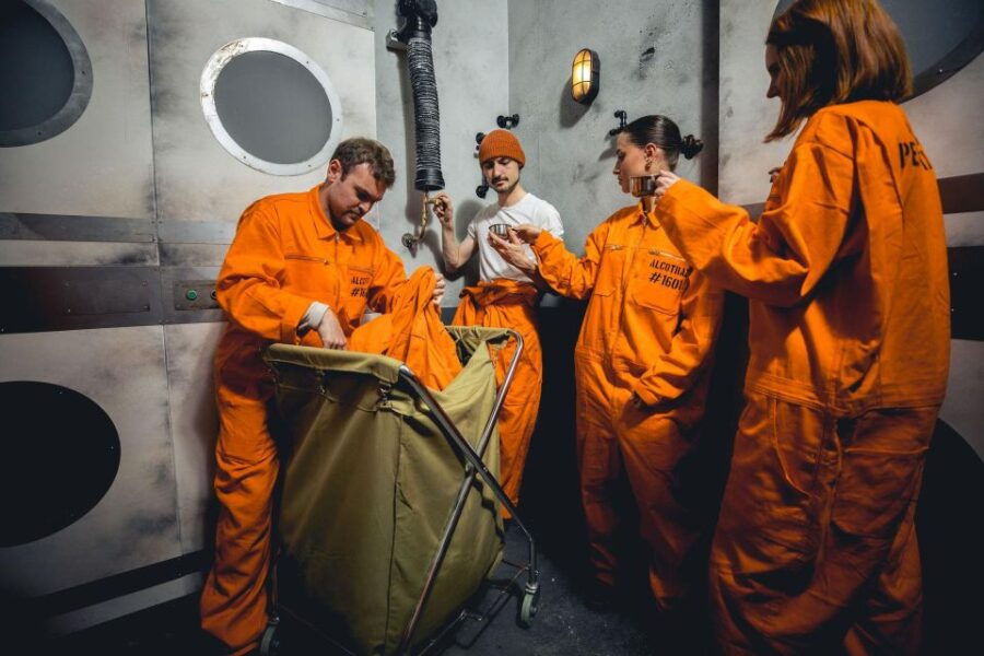 Liverpool: Immersive Prison Cocktail Experience Entry Ticket - Good To Know