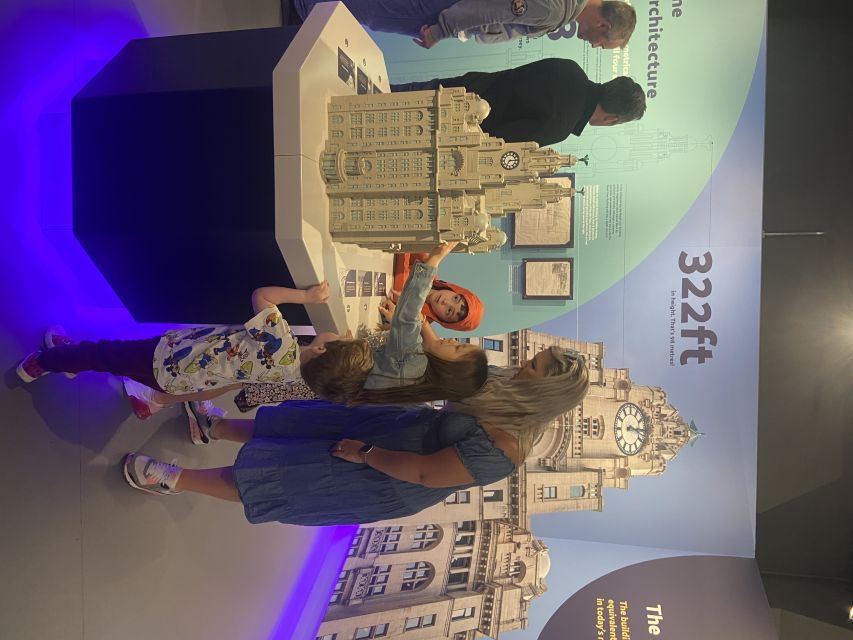 Liverpool: Royal Liver Building 360 Degree Tower Tour
