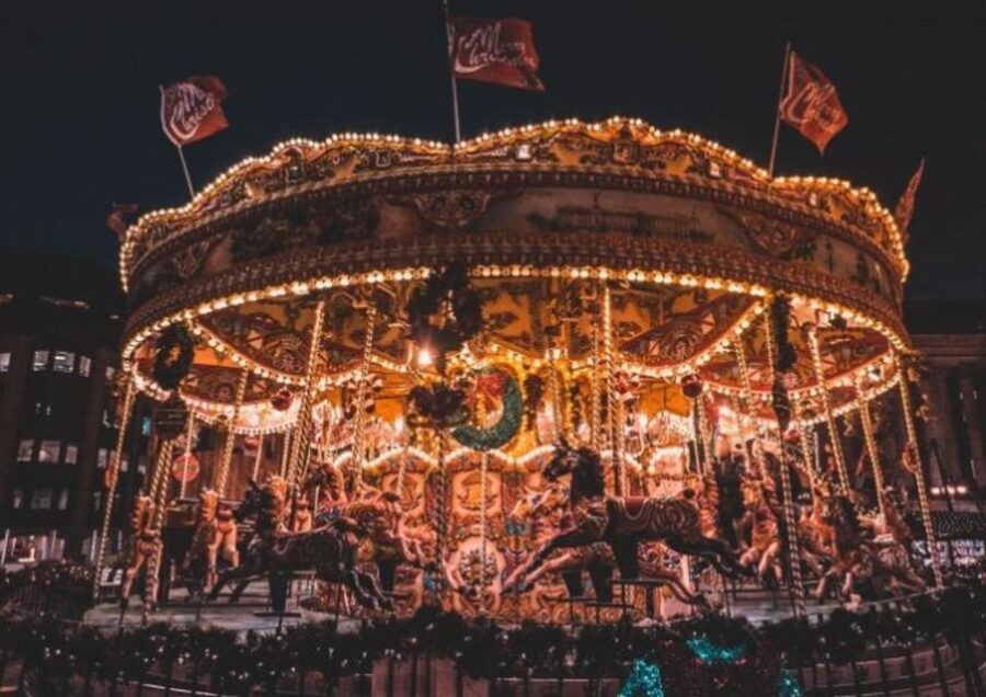 London: Bus to Birmingham Christmas Market and Cadbury World - Good To Know