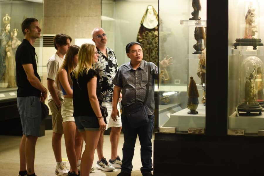 Manila: Filipino Historic Walking Tour in Intramuros - Good To Know