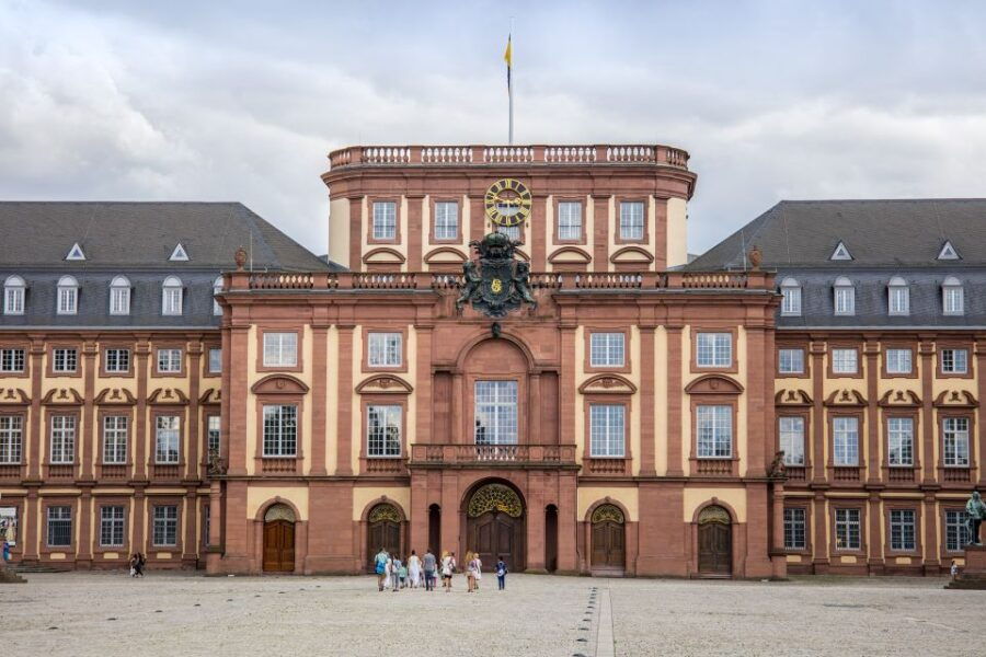 Mannheim: Guided Walking Tour With Night Watchman