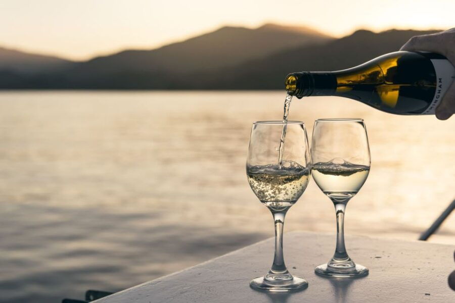 Marlborough Sounds: Greenshell Mussel Cruise